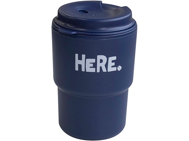 Cốc uống nước kèm nắp xoay có lỗ cắm ống hút màu xanh.